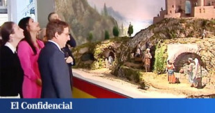 El PP pone la bandera de España en el belén... por un error