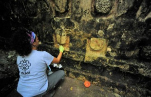 Descubren palacio maya de más mil años en México
