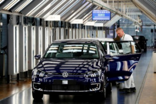 Volkswagen cambia de estrategia y busca acuerdo extrajudicial tras manipular los motores de sus diésel