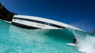 Las olas artificiales 'made in Spain' que han conquistado la cuna mundial del surf