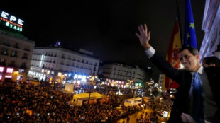 Guaidó regresa a Venezuela diciendo que ahora también es presidente de España