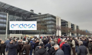 Endesa. Los pensionistas y prejubilados denuncian el cinismo de UGT, “responsable del peor convenio de la historia