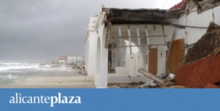 Costas autoriza a los vecinos de las viviendas de Dénia arrasadas por el temporal construir una escollera de protección