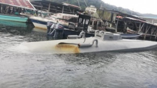 Interceptan un submarino de 'fabricación casera' con cinco toneladas de droga y cuatro tripulantes a bordo