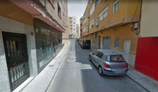 El ayuntamiento de Almería se niega a pagar a la mujer que cayó en una arqueta