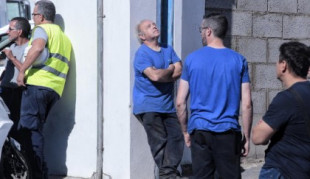 Muere un trabajador y otro está grave tras precipitarse en una nave en Tenerife