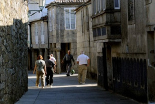 Muchos madrileños abandonan la capital en dirección a sus casas de veraneo en Galicia [GAL]