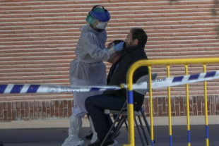España compró a China más de 50.000 test defectuosos para el coronavirus, no 9000