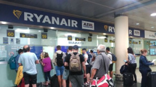 Ryanair traba los reembolsos de vuelos cancelados: qué hacer si sólo ofrece bonos