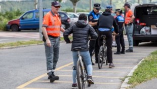 Indicaciones de la policía: "Mejor vaya al trabajo en coche y no en bicicleta"
