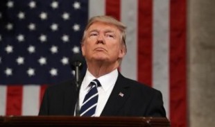 Trump califica de "espectacular" su gestión de la pandemia y dice haber "heredado"