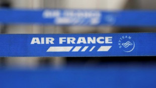 La Comisión Europea aprueba la ayuda de 7.000 millones de euros a Air France (apunte)