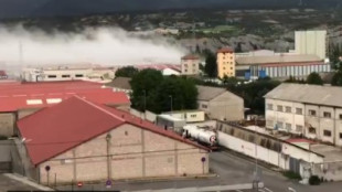 Una explosión en una fábrica de cloro en Sabiñánigo obliga a confinar a la población