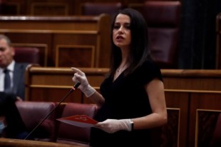 Cs se aleja más de PP al ofrecer un pacto de presupuestos al PSOE