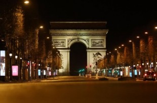 Un misterioso "olor a azufre" invade París y sus alrededores [FR]