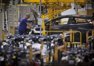 Ford abre un ERE a toda la plantilla de la factoría de Almussafes, 7.000 trabajadores