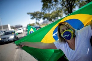 Cloroquina, 20.000 contagios al día y sin confinamiento: el caos de Brasil frente al coronavirus