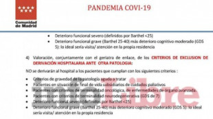 El documento que prueba que el Gobierno de Ayuso fijó “criterios de exclusión” para no trasladar enfermos de residencias