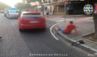 Atropellado tras robar a una mujer en la avenida Hytasa de Sevilla