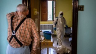 Las visitas de Médicos Sin Fronteras a 500 residencias: "Vimos a ancianos deshidratados y muriendo solos"