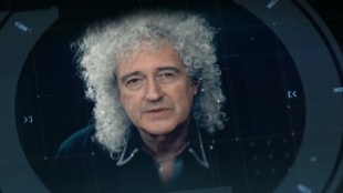 Brian May, guitarrista de «Queen», publica en «Nature»