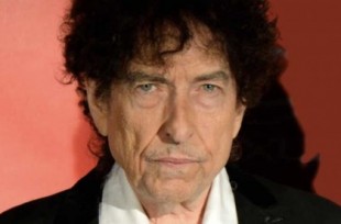 Bob Dylan subasta su autógrafo de Loquillo para recaudar fondos para la lucha contra el coronavirus