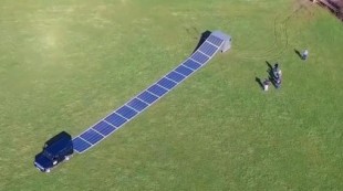 Esta central solar enrollable se despliega en 2 minutos y genera electricidad para un hospital de 120 camas