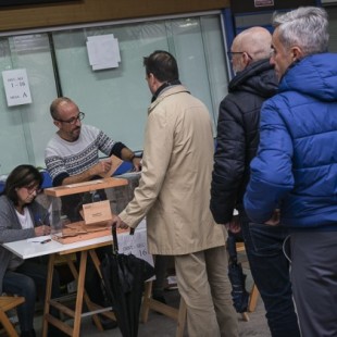 Vigo registra un aluvión de renuncias para ser miembro de una mesa electoral del 12-J