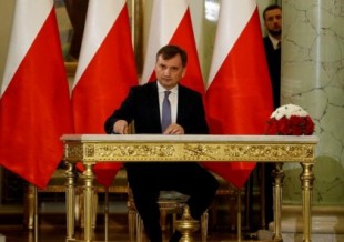 Polonia abandonará el tratado europeo de violencia contra las mujeres