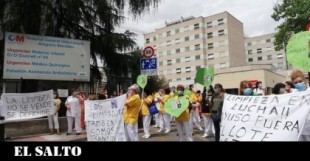 Trabajadoras de la limpieza del Hospital Gregorio Marañón no cejan en su denuncia para evitar que privaticen sus puestos