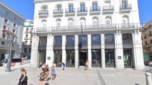 Apple cierra todas sus tiendas de Madrid por los rebrotes