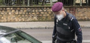 Brutal paliza a dos policías locales de León tras intervenir por una reunión sin mascarillas