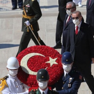 Turquía anuncia nuevas maniobras militares en el Mediterráneo