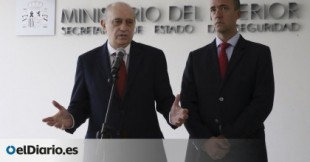 El exnúmero dos de Interior depositó ante notario cuatro mensajes hablando con Fernández Díaz del espionaje a Bárcenas