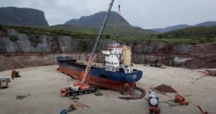 Vídeo: mira el desguace de un buque de 4.000 toneladas resumido en cuatro minutos