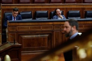 El juez del caso 'Dina' inadmite la querella de Vox contra Iglesias, Bousselham, el fiscal Stampa y la abogada Flor