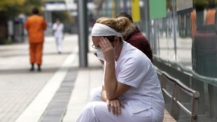 Clara, médico en un centro de atención primaria de Madrid: “Me pido una excedencia. No puedo más”