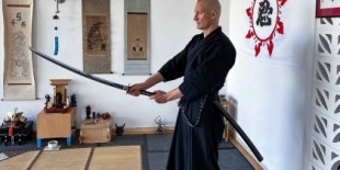 El último ninja mundial es valenciano: los 19 viajes a Japón de José para convertirse en maestro