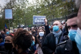 El Gobierno francés confirma que el profesor decapitado el viernes fue objeto de una fatua