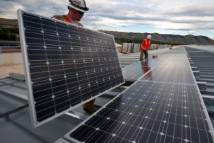 Construir la granja solar más grande del mundo a 4.500 kilómetros de donde vas a usar la energía: Singapur y Australia