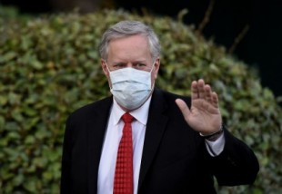 Jefe de Gabinete de Trump: “No vamos a controlar la pandemia”
