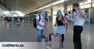 Canarias exigirá una prueba COVID-19 negativa a los turistas extranjeros y nacionales que se alojen en las Islas