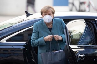 Angela Merkel propondrá hoy cerrar los bares y restaurantes en toda Alemania para contener la segunda ola del covid19