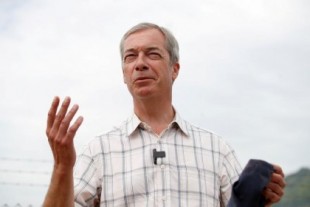 El británico Nigel Farage relanzará el Partido de Brexit como un partido anticonfinamiento (ING).
