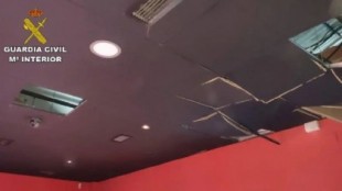Escondidas en un falso techo: sorprenden a 25 personas en una fiesta en Murcia