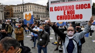 Los médicos italianos piden el cierre del país ante una "masacre anunciada"