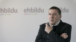 Otegi anuncia que Bildu apoyará los PGE y complica la vía Cs que explora el PSOE