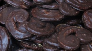 El nutricionista Julio Basulto denuncia la venta de esta palmera de chocolate de 2.300 calorías
