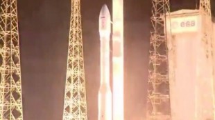 El cohete que transporta el satélite español Ingenio se desvía de trayectoria
