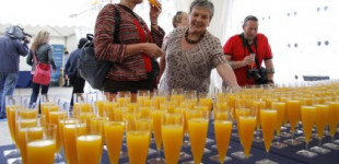 El Gobierno quiere subir el IVA al zumo de naranja como si fuera un refresco azucarado